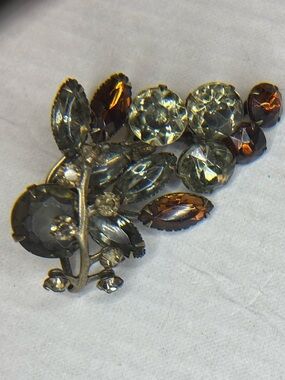 1950s Designer (?) Pin